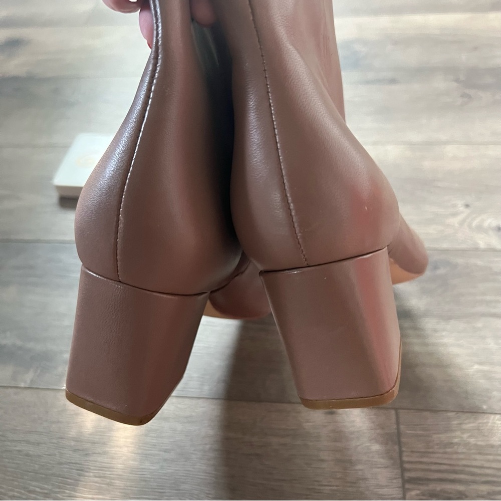 Marc Fisher Jina Heeled Pointy Toe Bootie - image 8